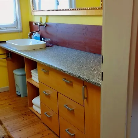 Habitación en casa particular Mit Zwei Raeumen